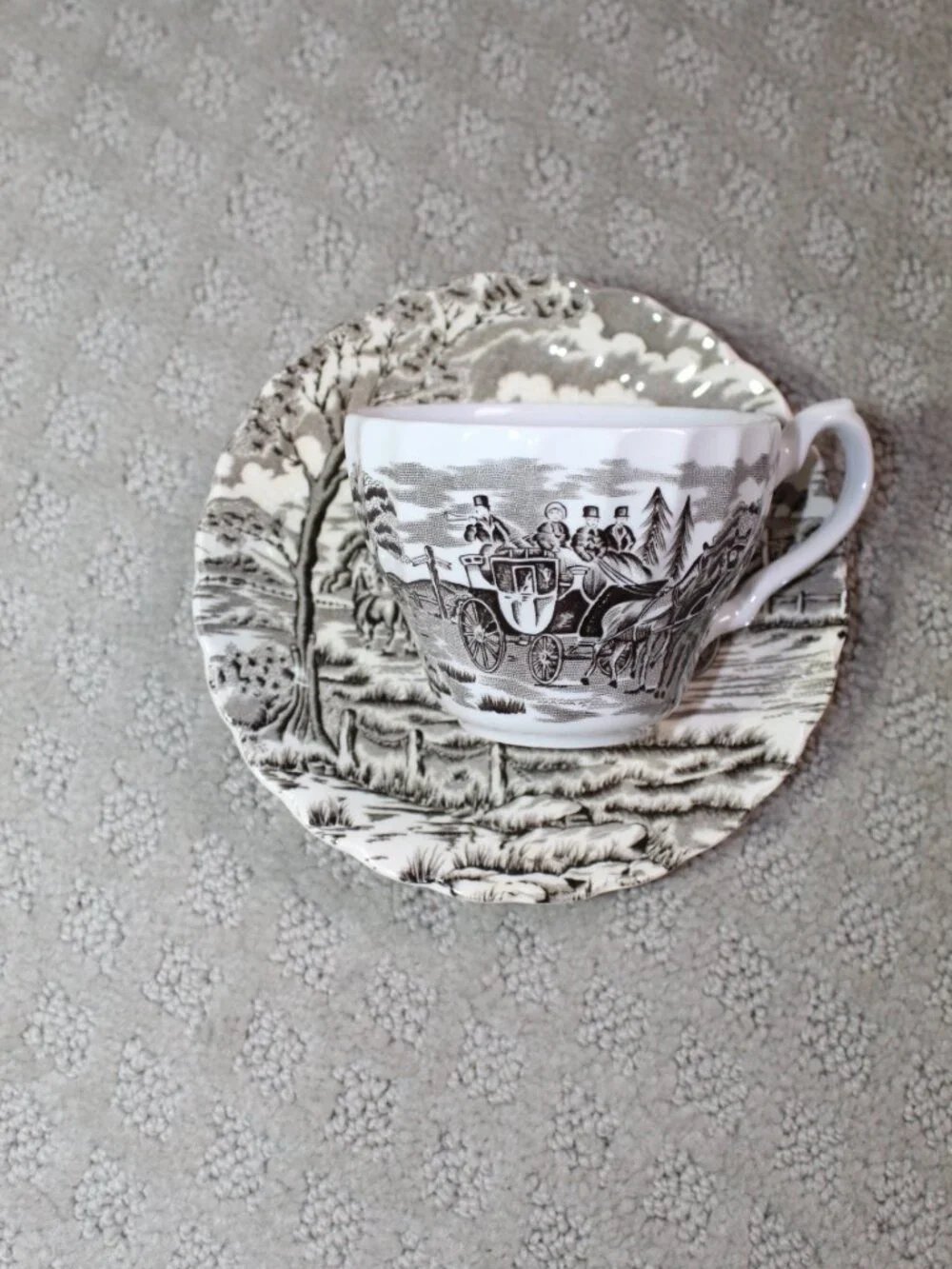Royal Mail Staffordshire Ware Brown & White Tea Cup & Saucer